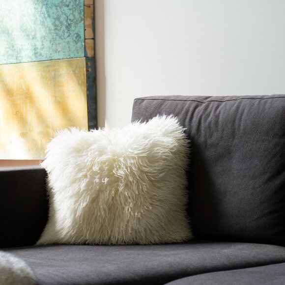 Natural Home Decor New Zealand Sheepskin Pillow | 1-Piece | Natural | 18"x18" - Picture 2 of 6